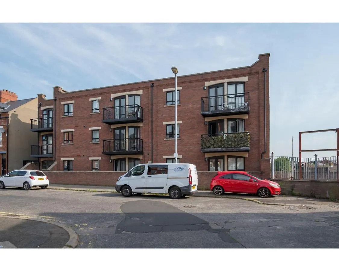 Central Belfast Apartments: Cromwell